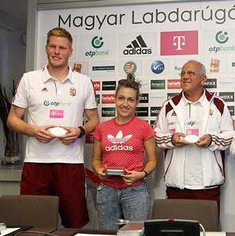 Szívdobbanás a válogatottnak és más focialkalmazások a Telekomtól