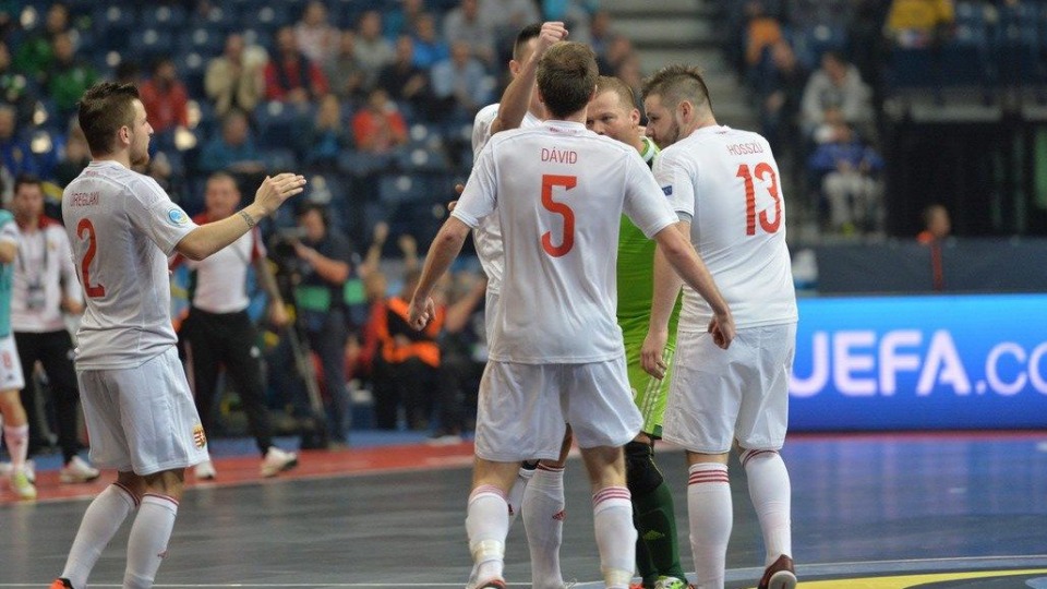 Futsal: Szlovákiában játszanak a Visegrádi Négyek válogatottjai