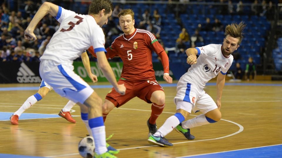 Futsal: egy ponttal zártuk a nyitónapot a visegrádi négyek tornáján