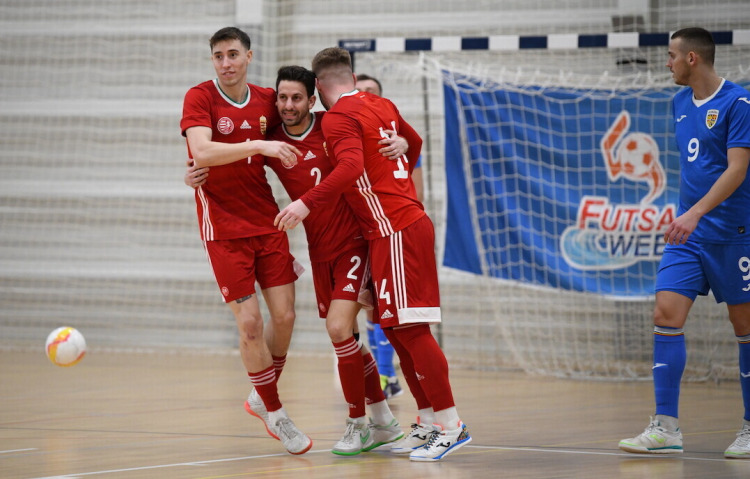 Futsal: fordulatos meccsen döntetlen a románok ellen