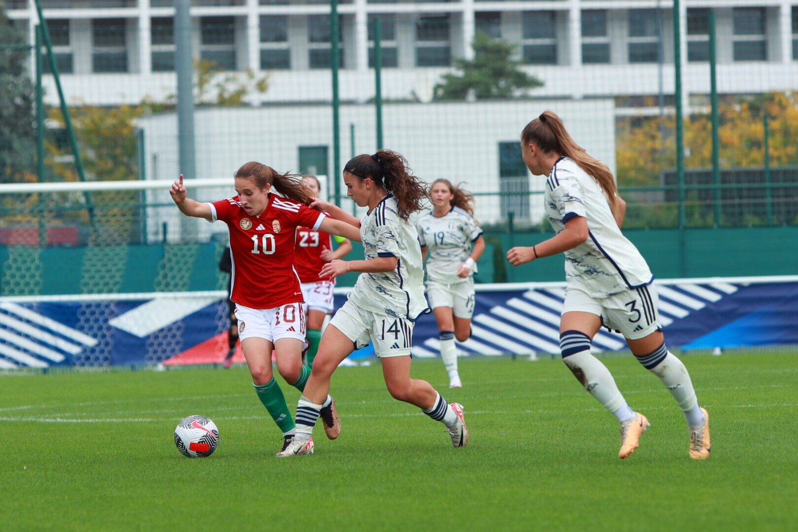 Szoros meccsen maradt alul a női U19-es válogatott