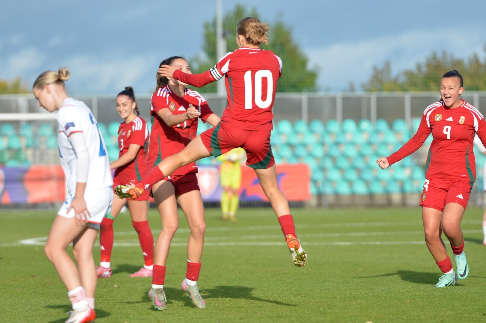 A női U19-es válogatott hibátlan mérleggel feljutott az A ligába