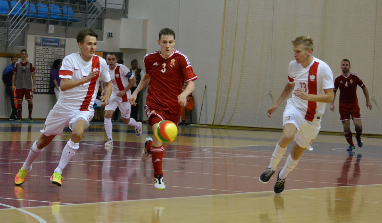 Futsal: győzelemmel kezdtünk a visegrádiak tornáján